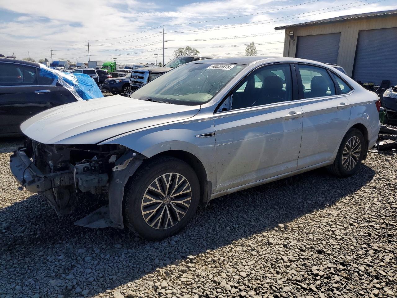 Salvage Volkswagen Jetta Image