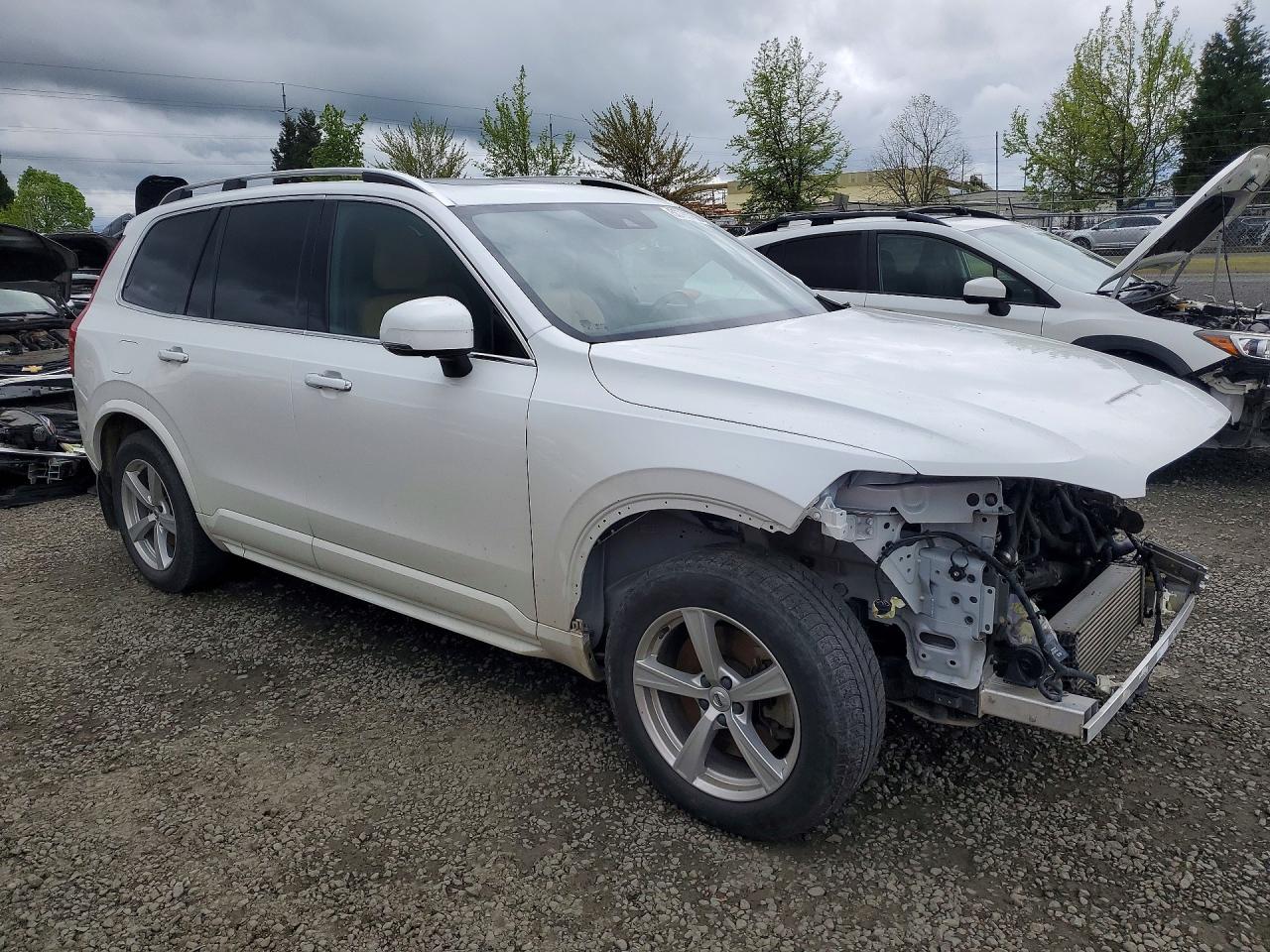 Volvo XC90 T6