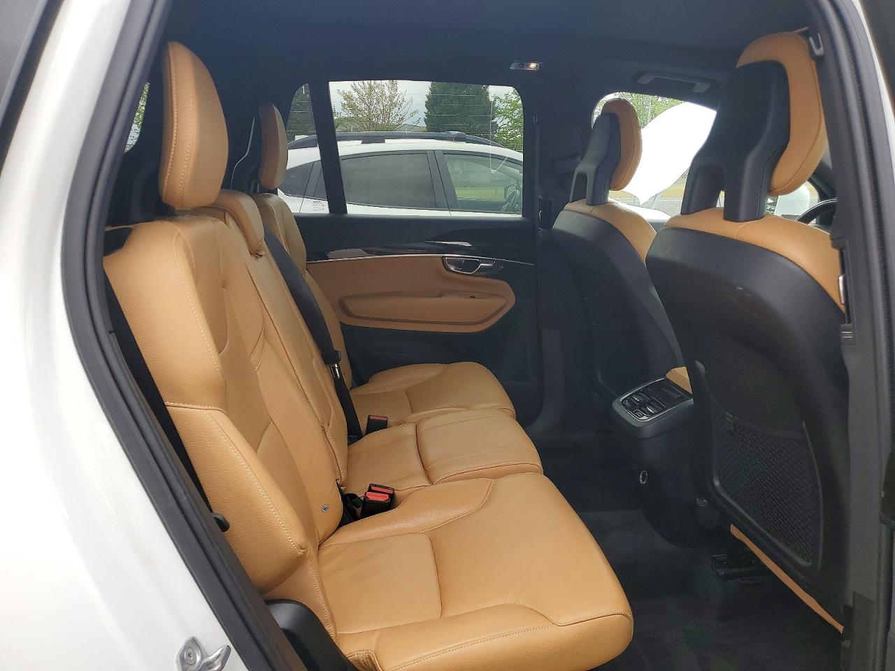 Volvo XC90 T6