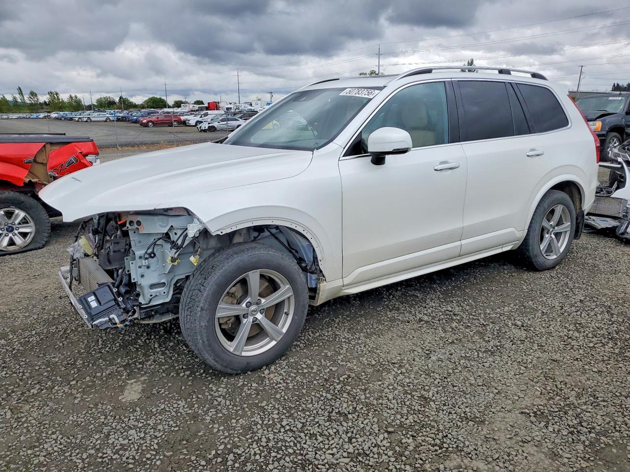 Salvage Volvo XC90 Image