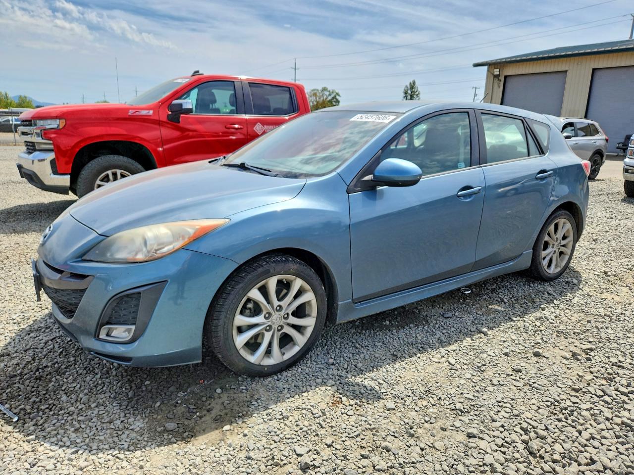 Salvage Mazda Mazda3 Image