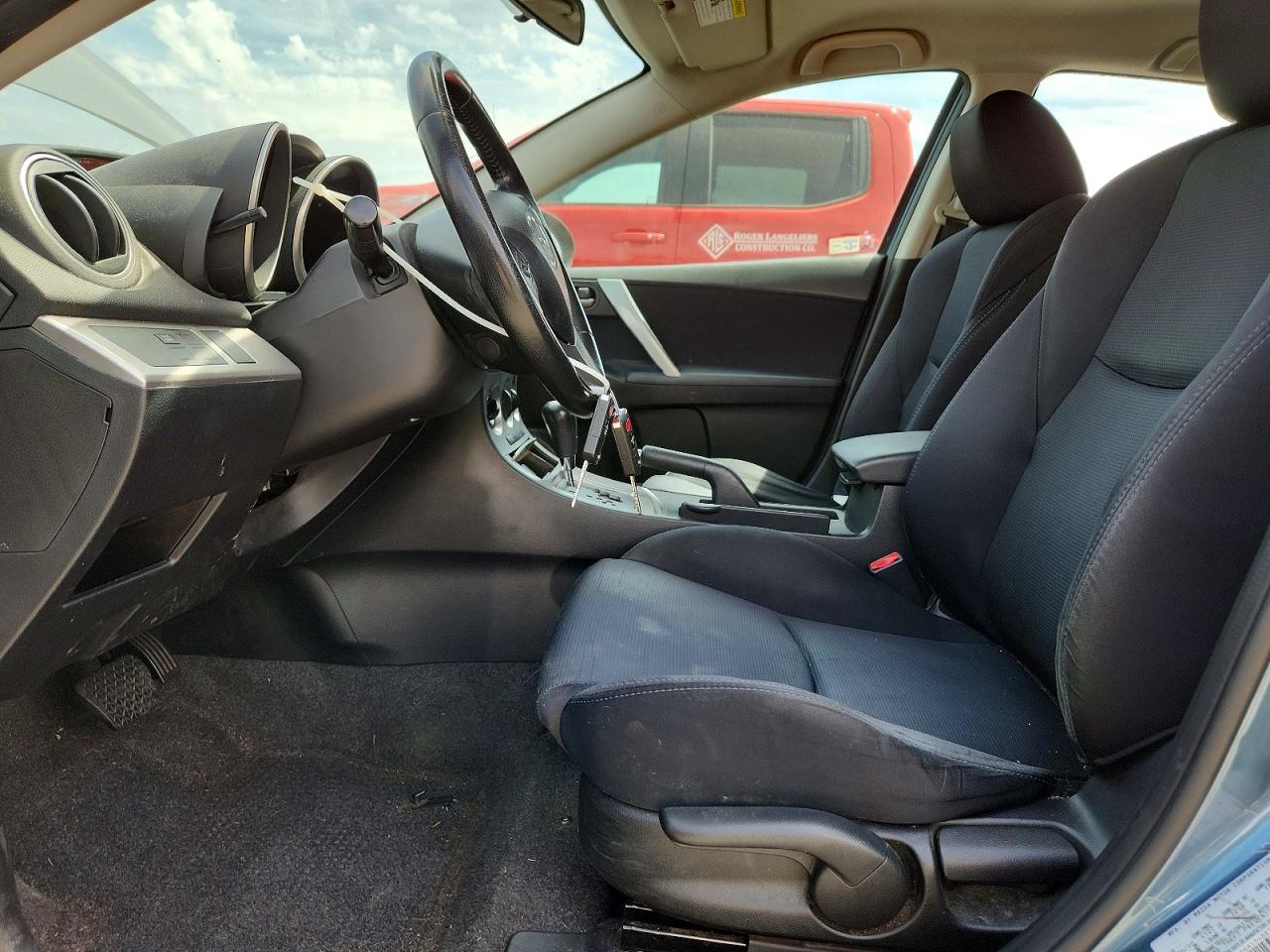 Mazda Mazda3 S