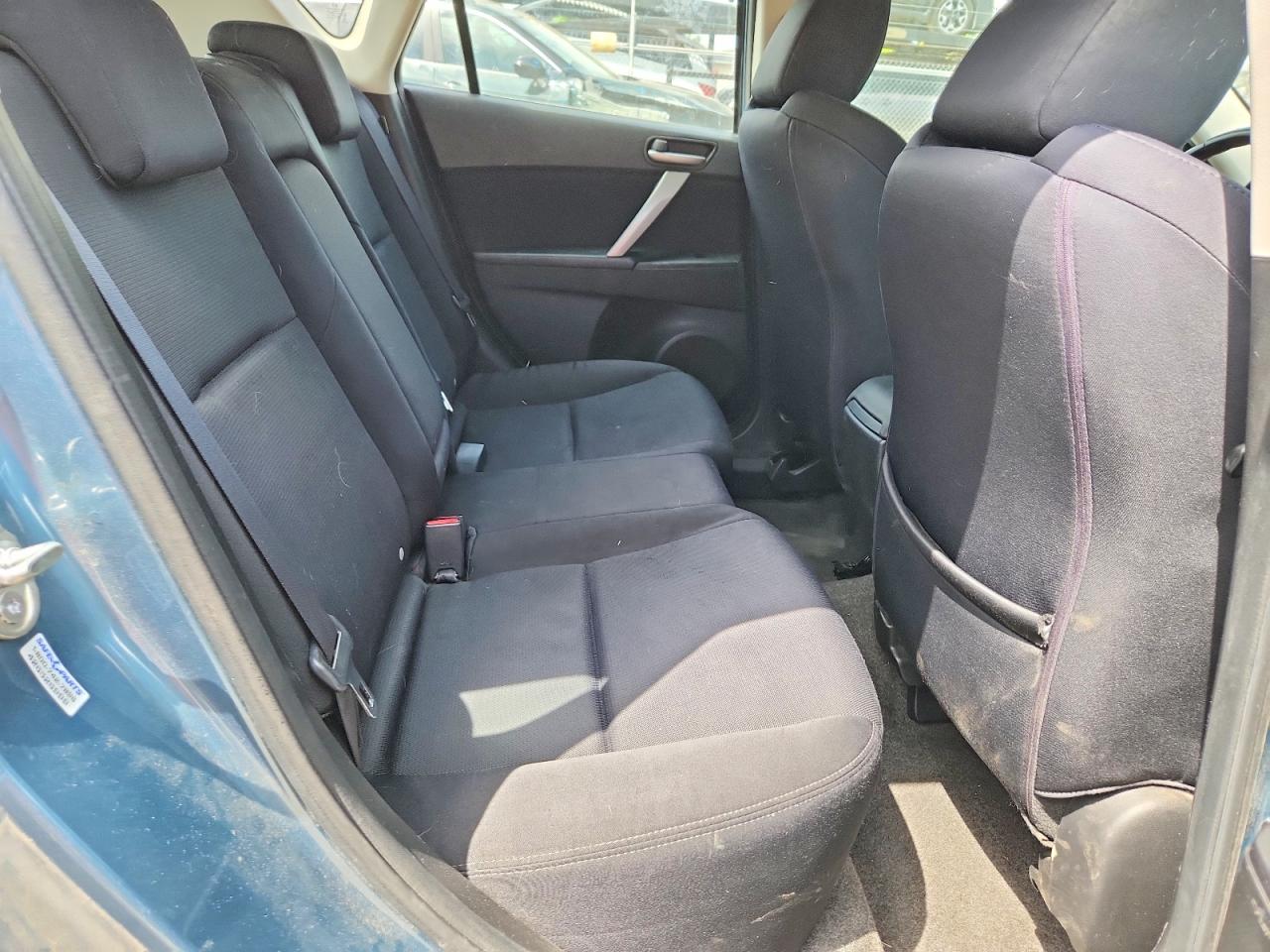 Mazda Mazda3 S