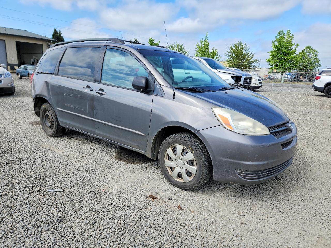 Toyota Sienna Ce 7 Passenger