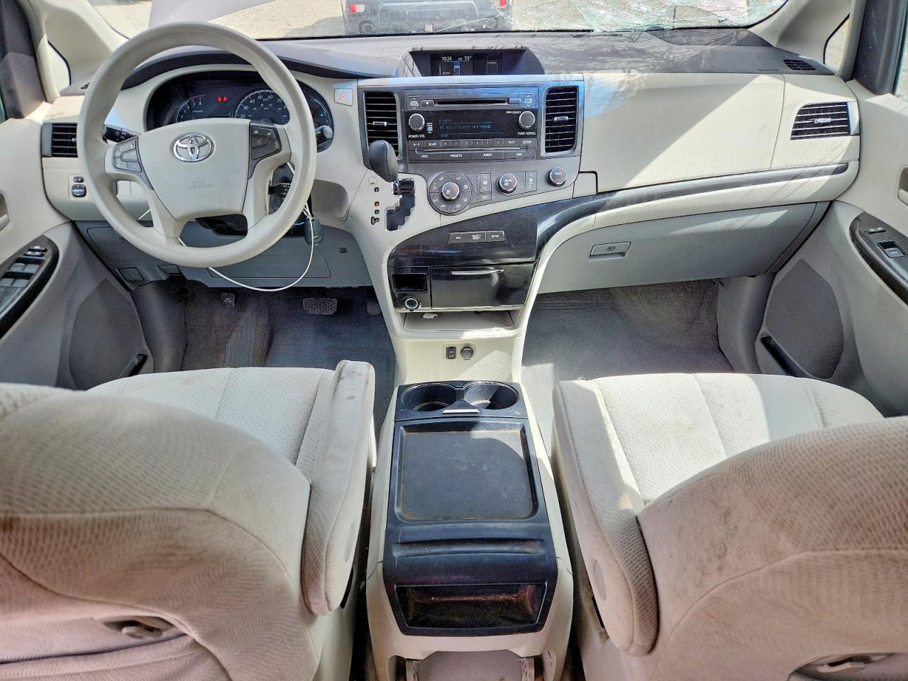Toyota Sienna Le
