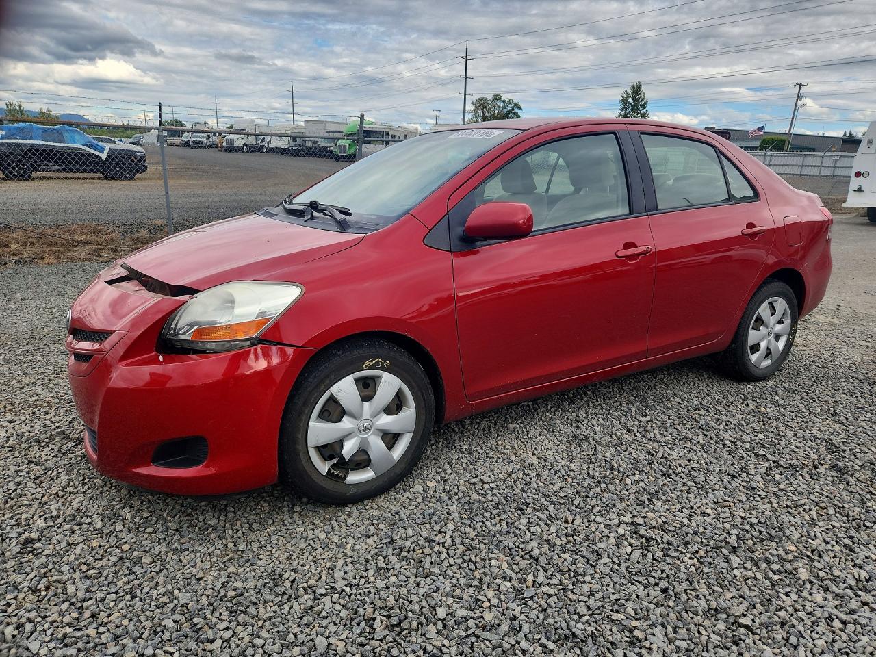 Salvage Toyota Yaris Image