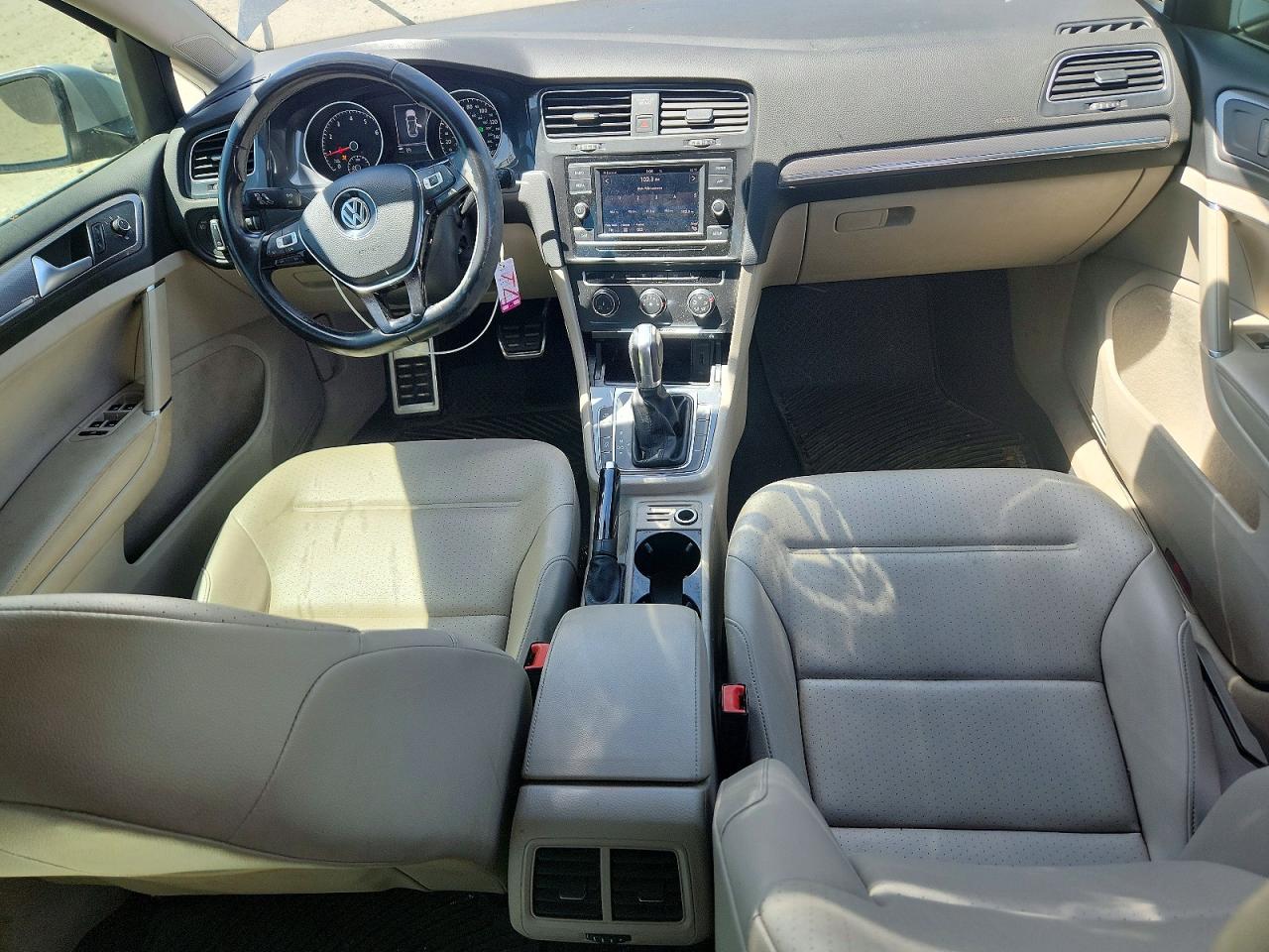 Volkswagen Golf S