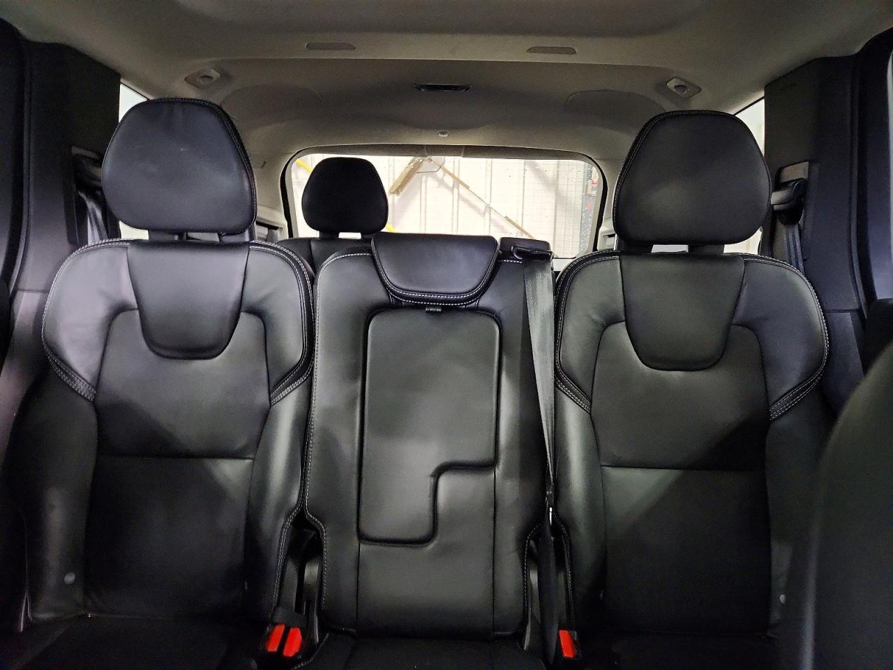 Volvo XC90 T6