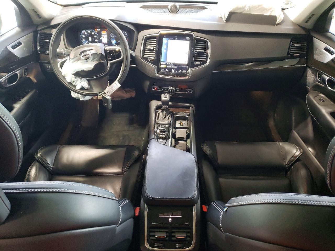 Volvo XC90 T6