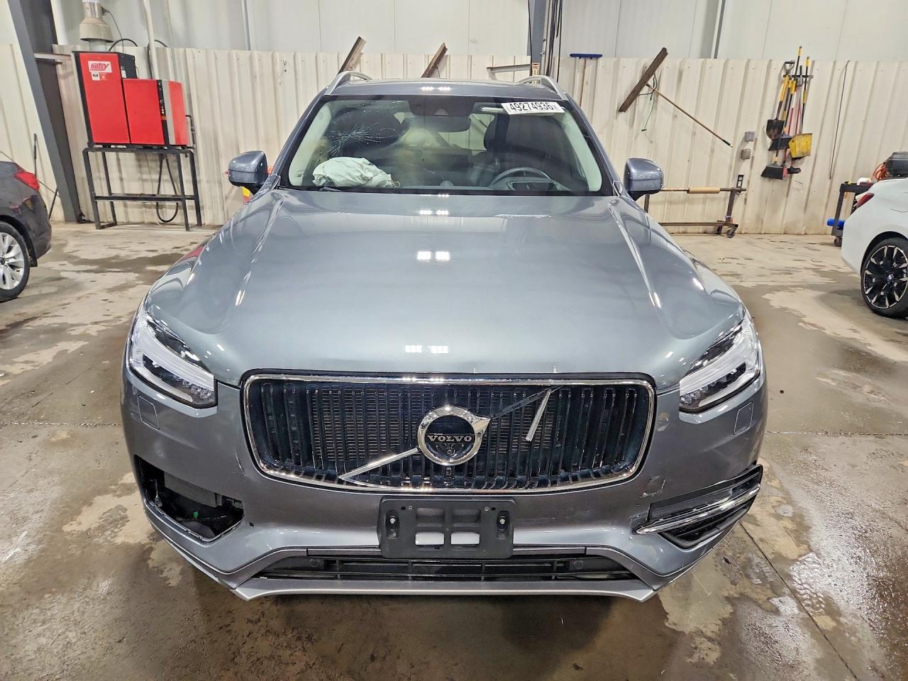 Volvo XC90 T6