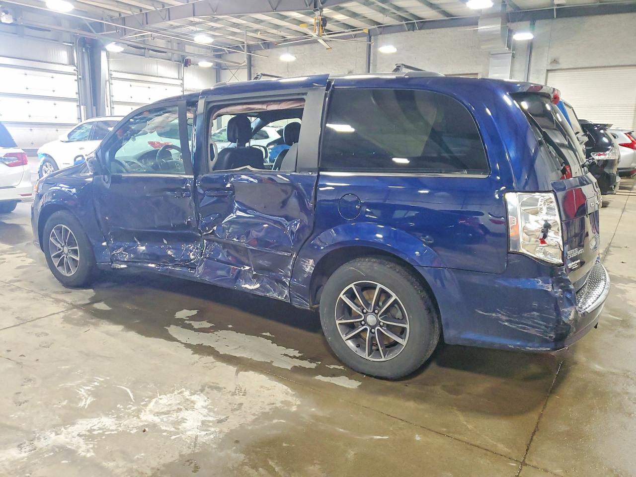 Dodge Caravan Sxt