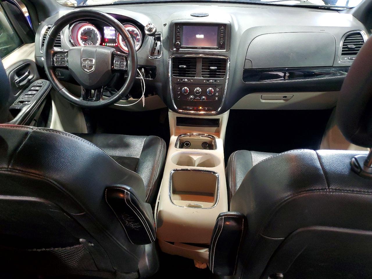 Dodge Caravan Sxt