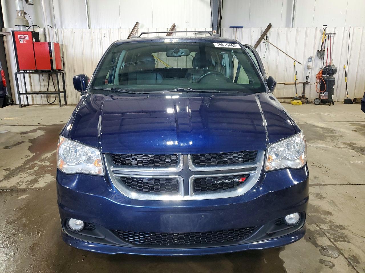 Dodge Caravan Sxt