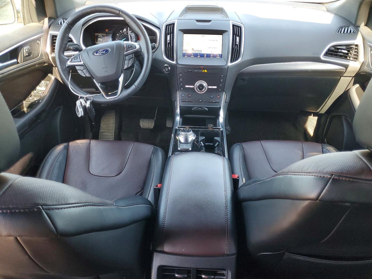 Ford Edge Titanium