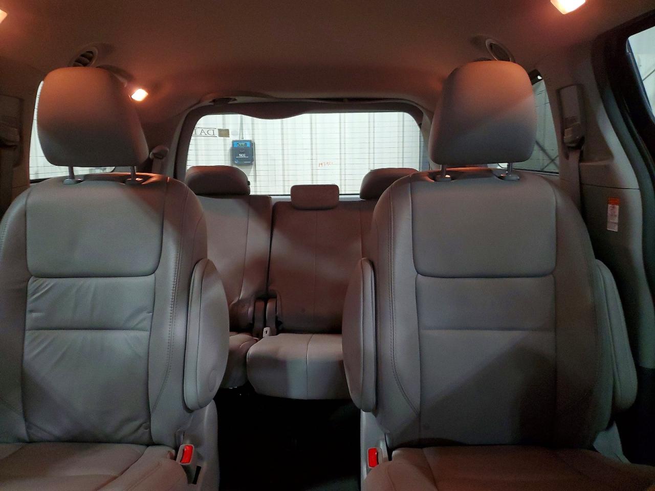 Toyota Sienna Xle 7-passenger