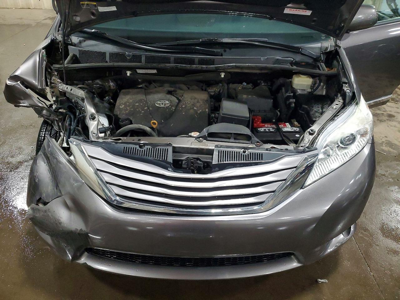 Toyota Sienna Xle 7-passenger