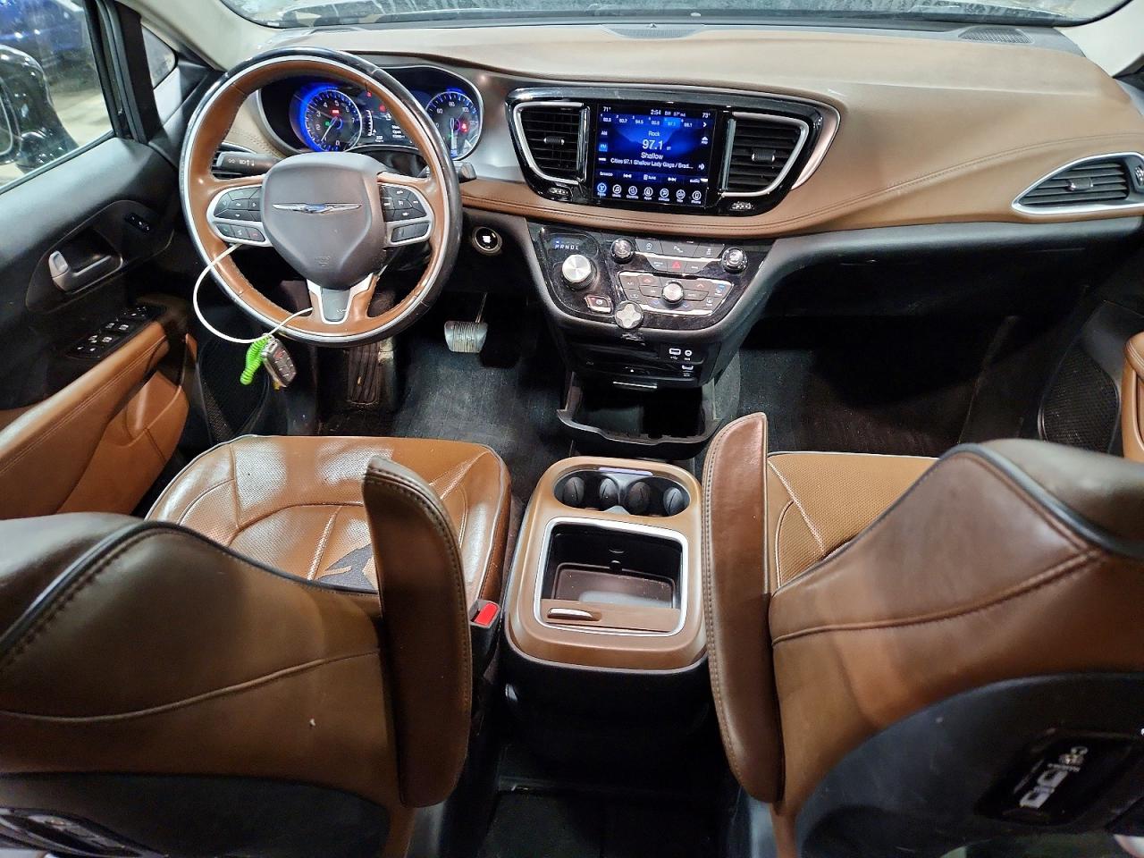 Chrysler Pacifica Limited