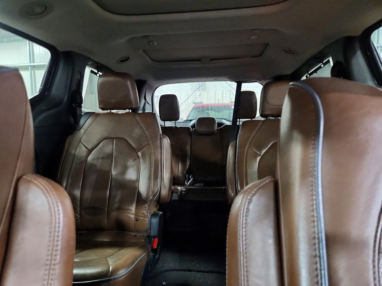 Chrysler Pacifica Limited
