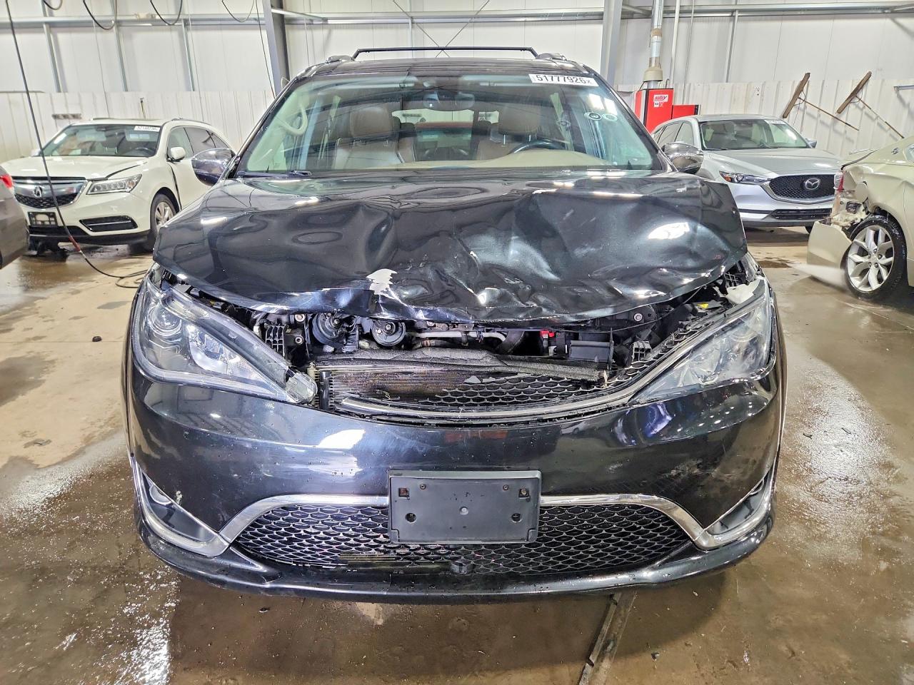 Chrysler Pacifica Limited