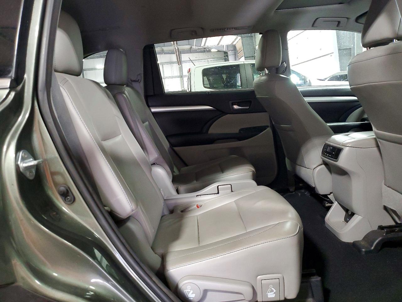 Toyota Highlander Xle