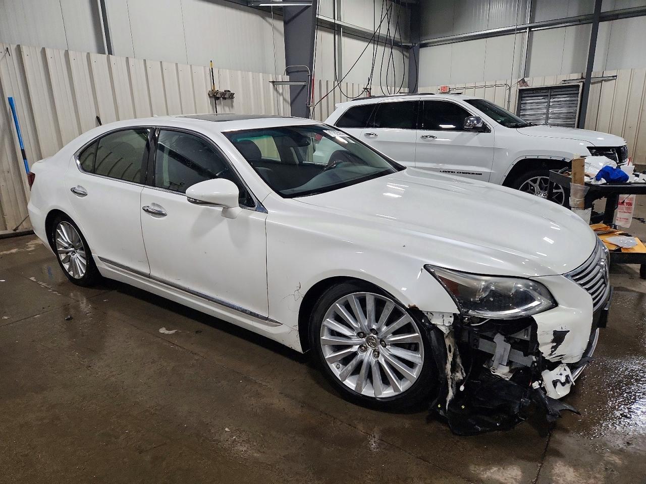 Lexus LS 460