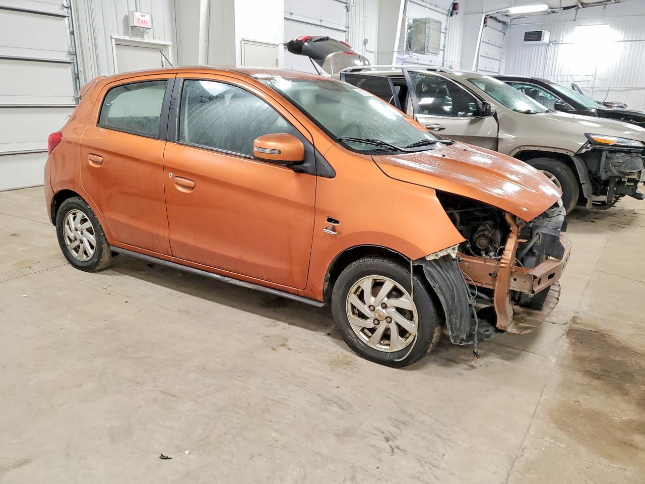 Mitsubishi Mirage Se
