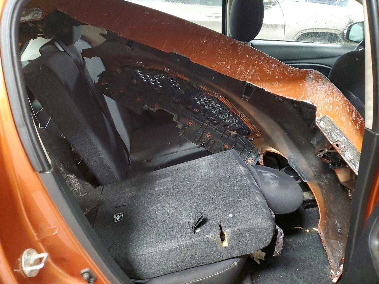 Mitsubishi Mirage Se