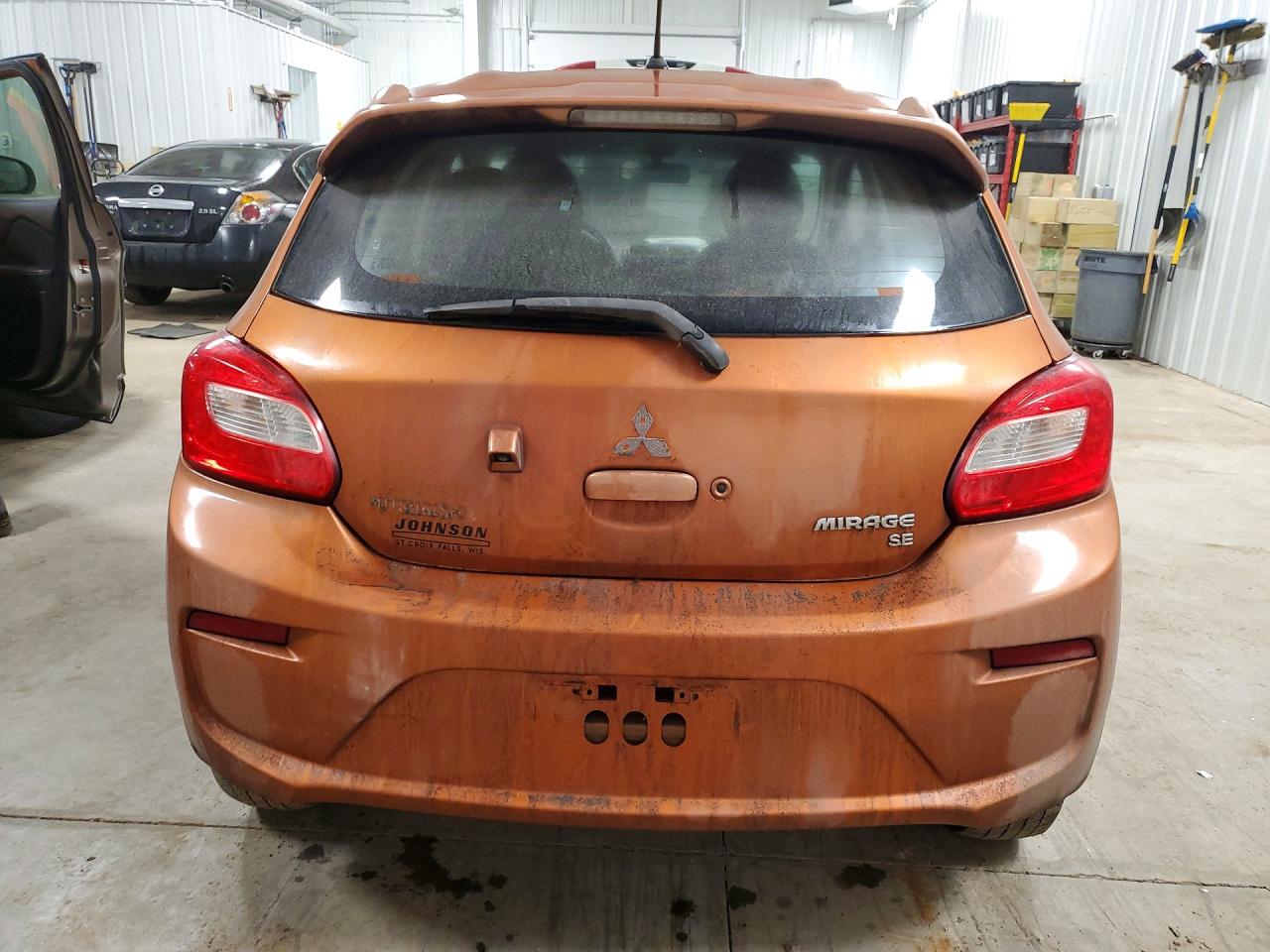 Mitsubishi Mirage Se