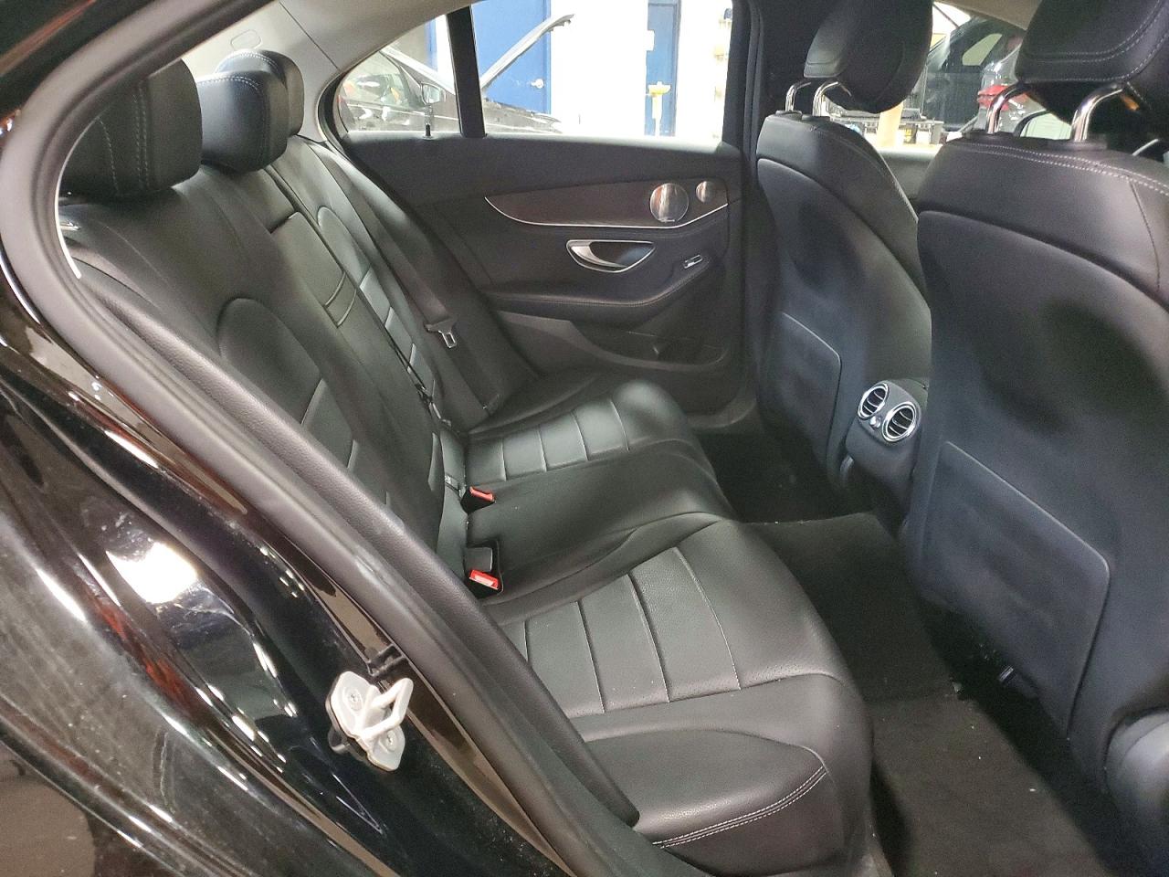 Mercedes-Benz C-Class 300 4matic