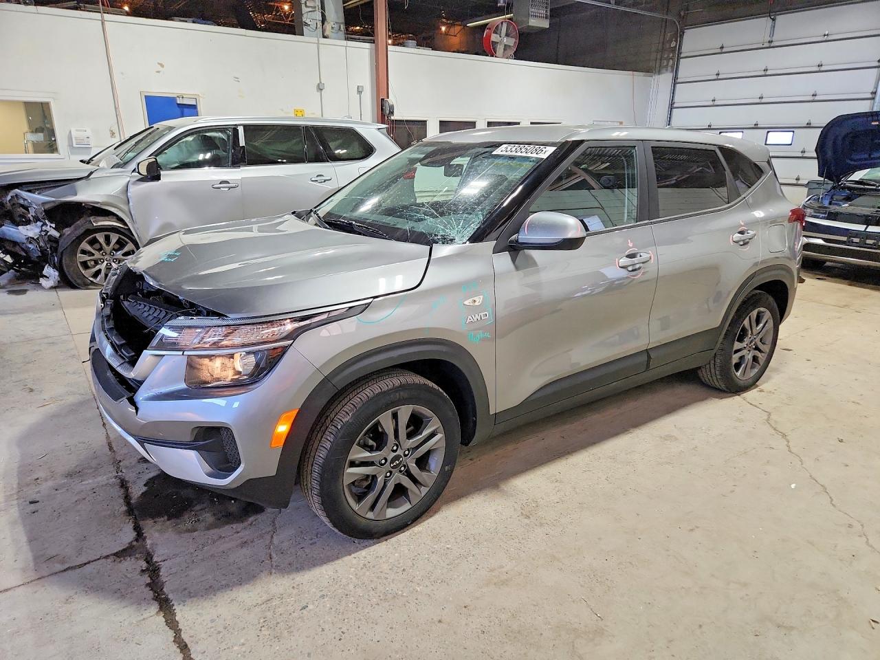 Salvage Kia Seltos Image