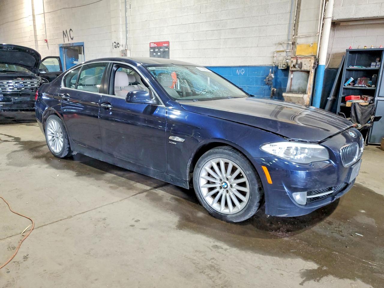 BMW 5 Series Xi
