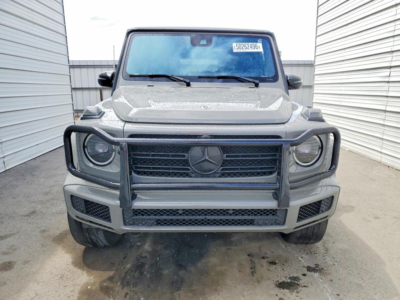Mercedes-Benz G-Class 550