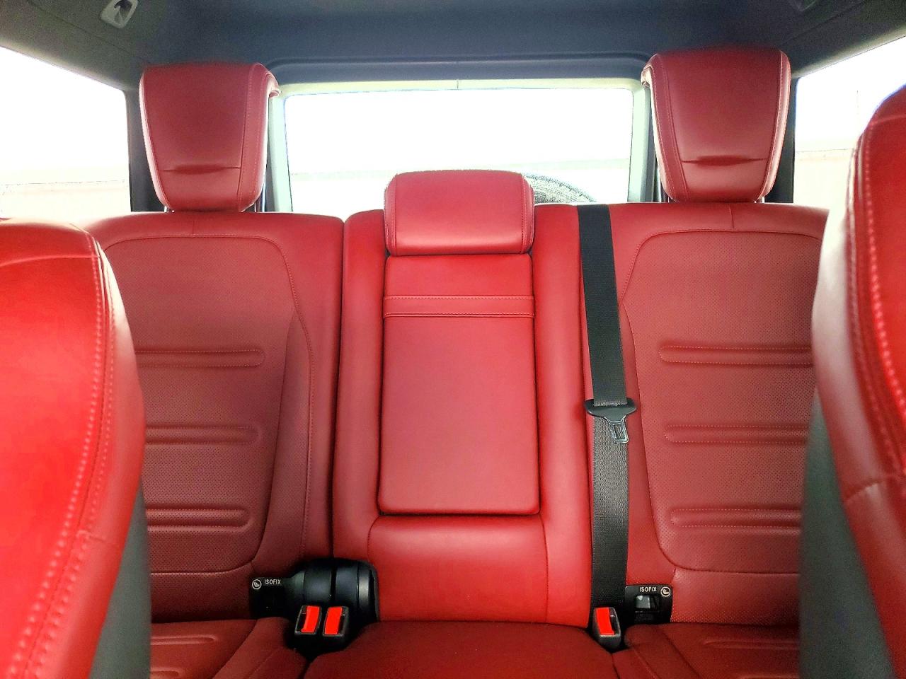 Mercedes-Benz G-Class 550