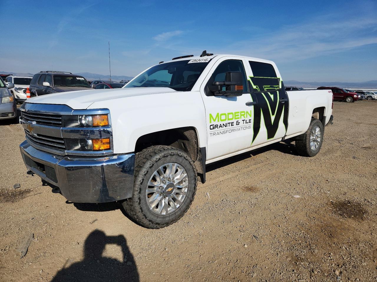 Salvage Chevrolet Silverado Image