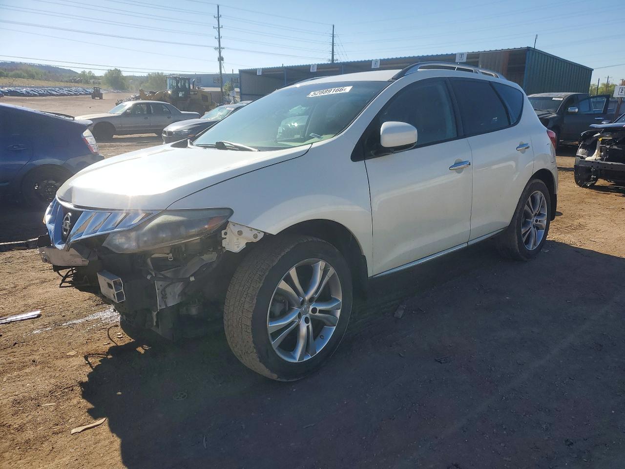 Salvage Nissan Murano Image