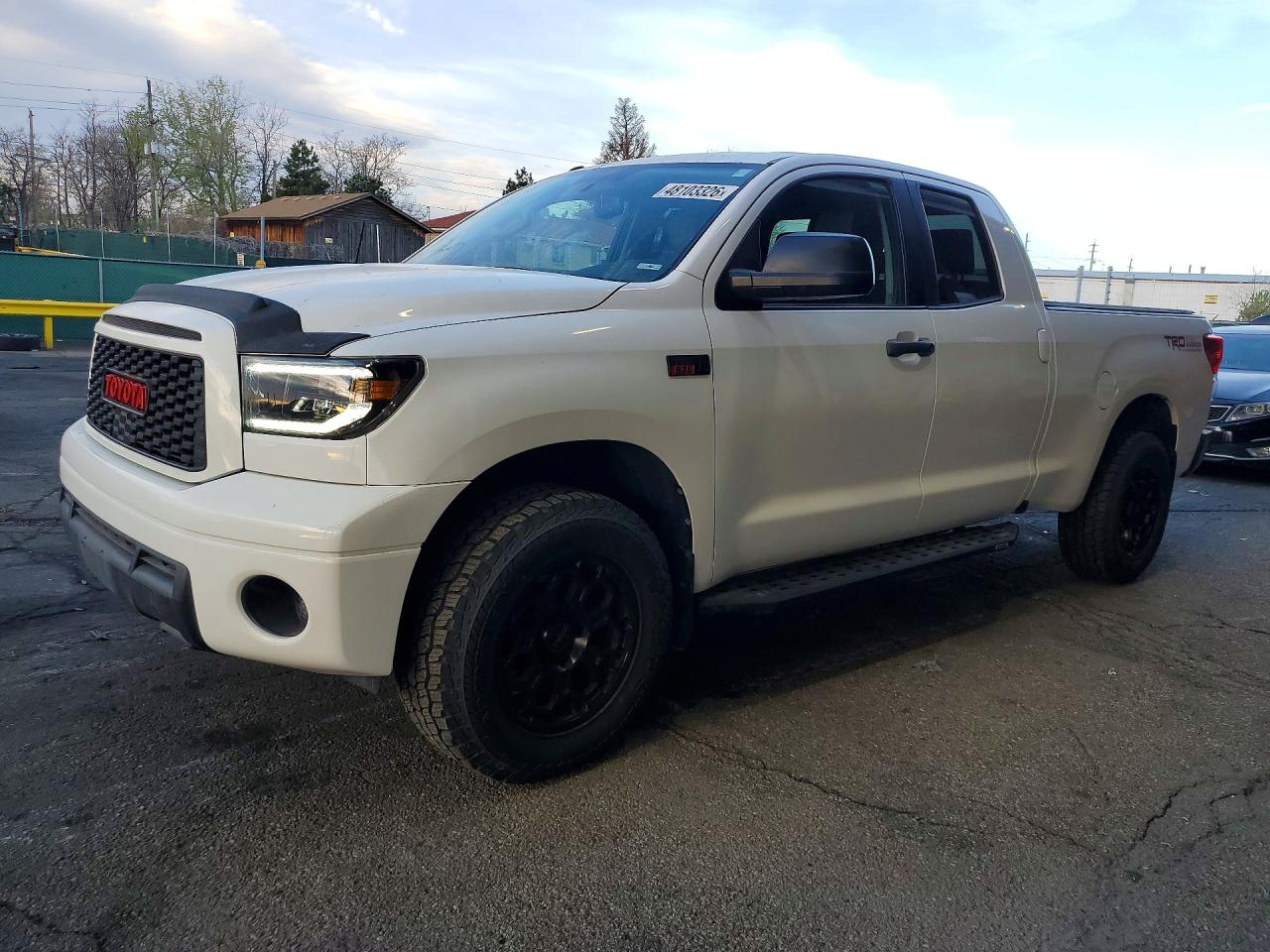 Salvage Toyota Tundra Image