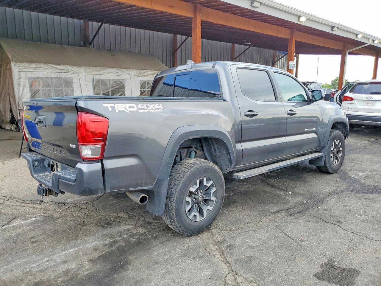 Toyota Tacoma