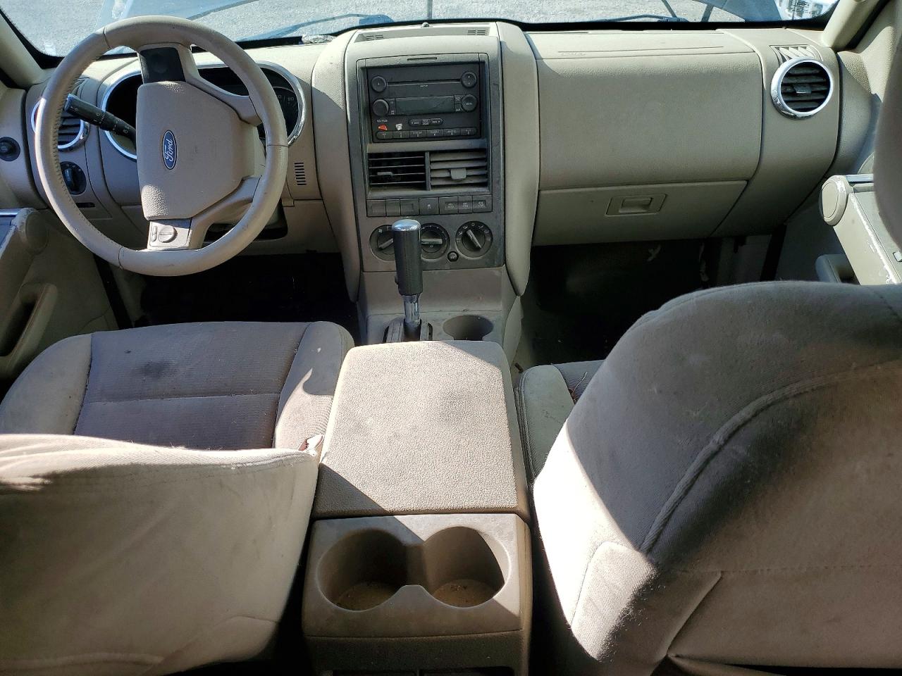 Ford Explorer Xlt