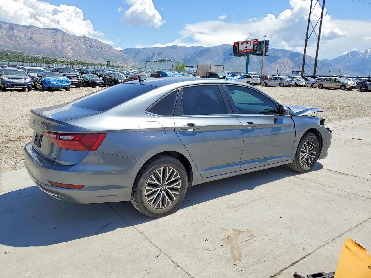 Volkswagen Jetta S