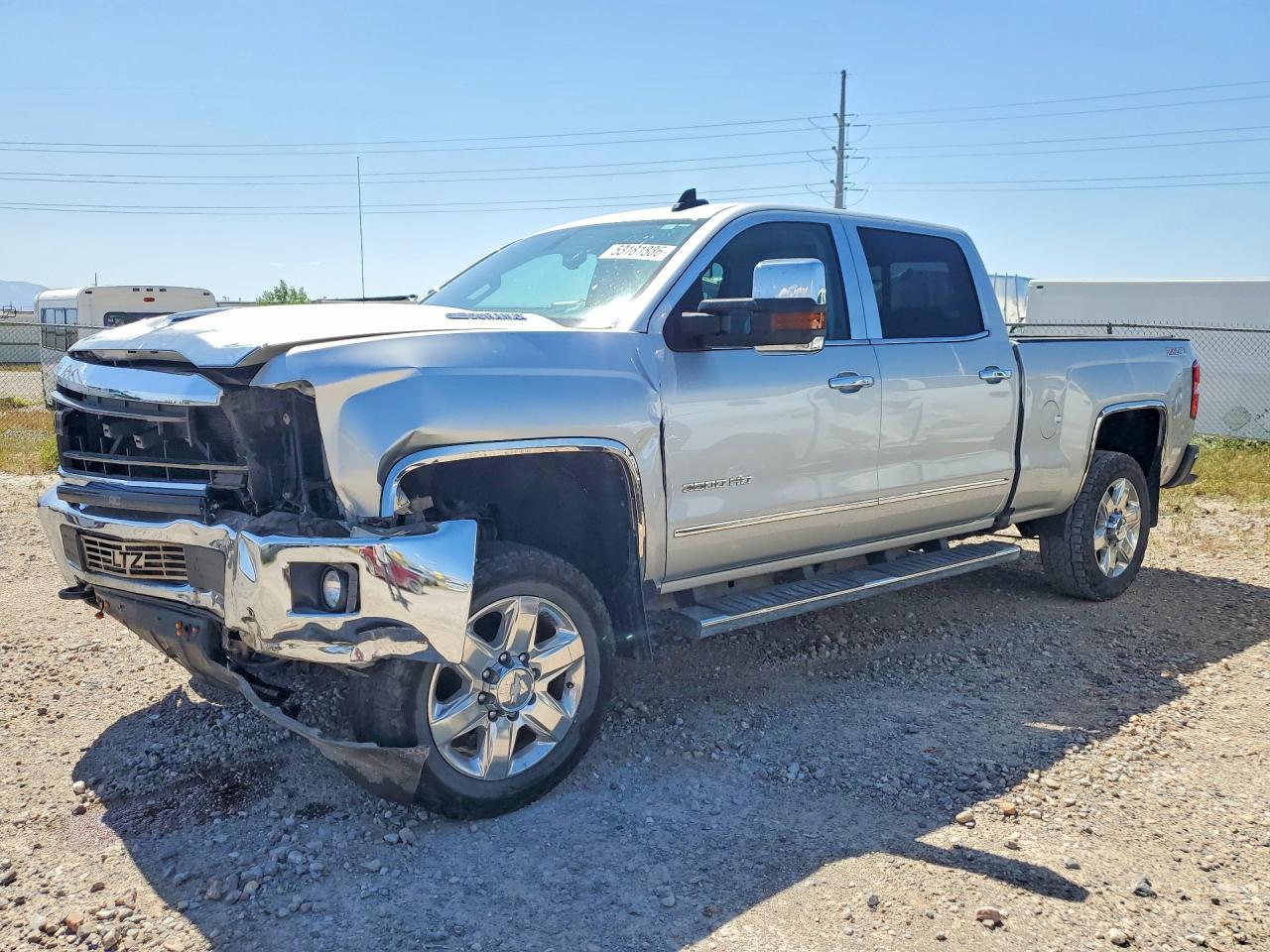 Salvage Chevrolet Silverado Image