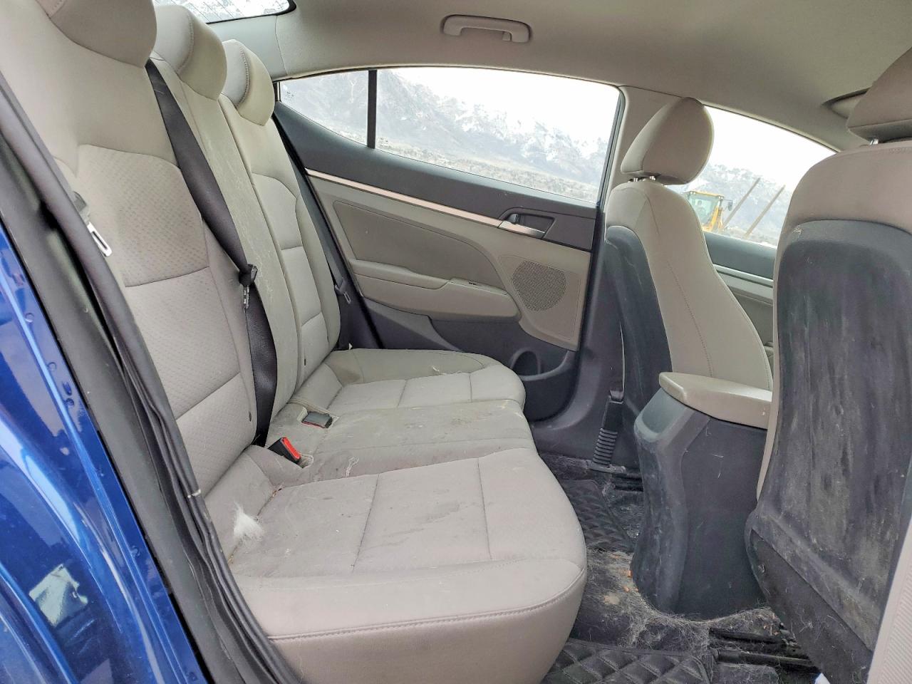 Hyundai ELANTRA Sel