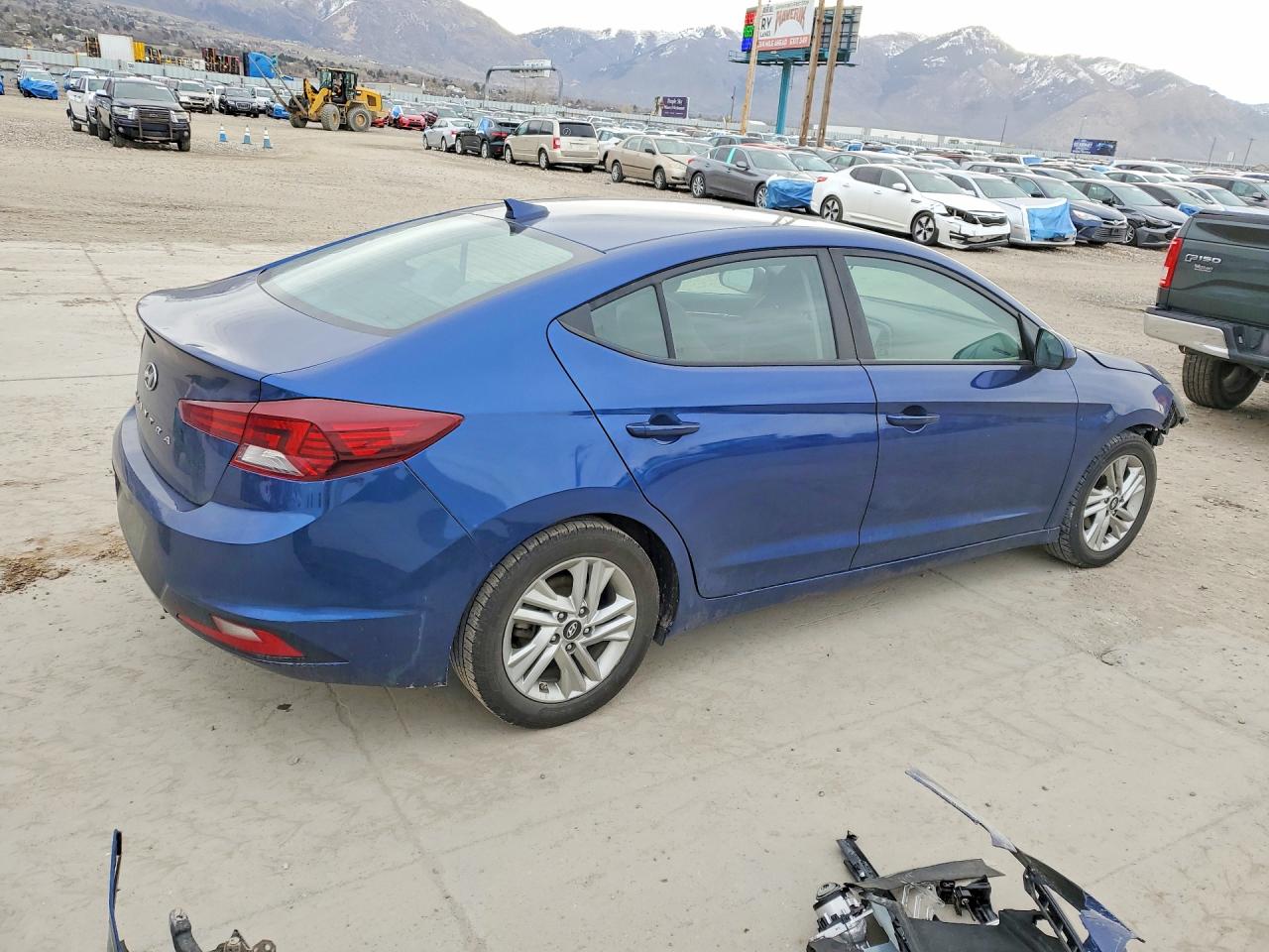 Hyundai ELANTRA Sel
