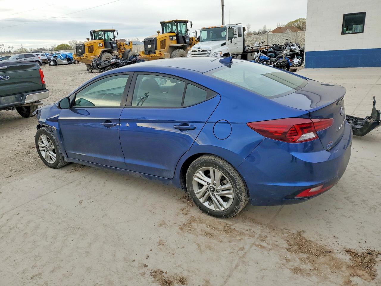 Hyundai ELANTRA Sel