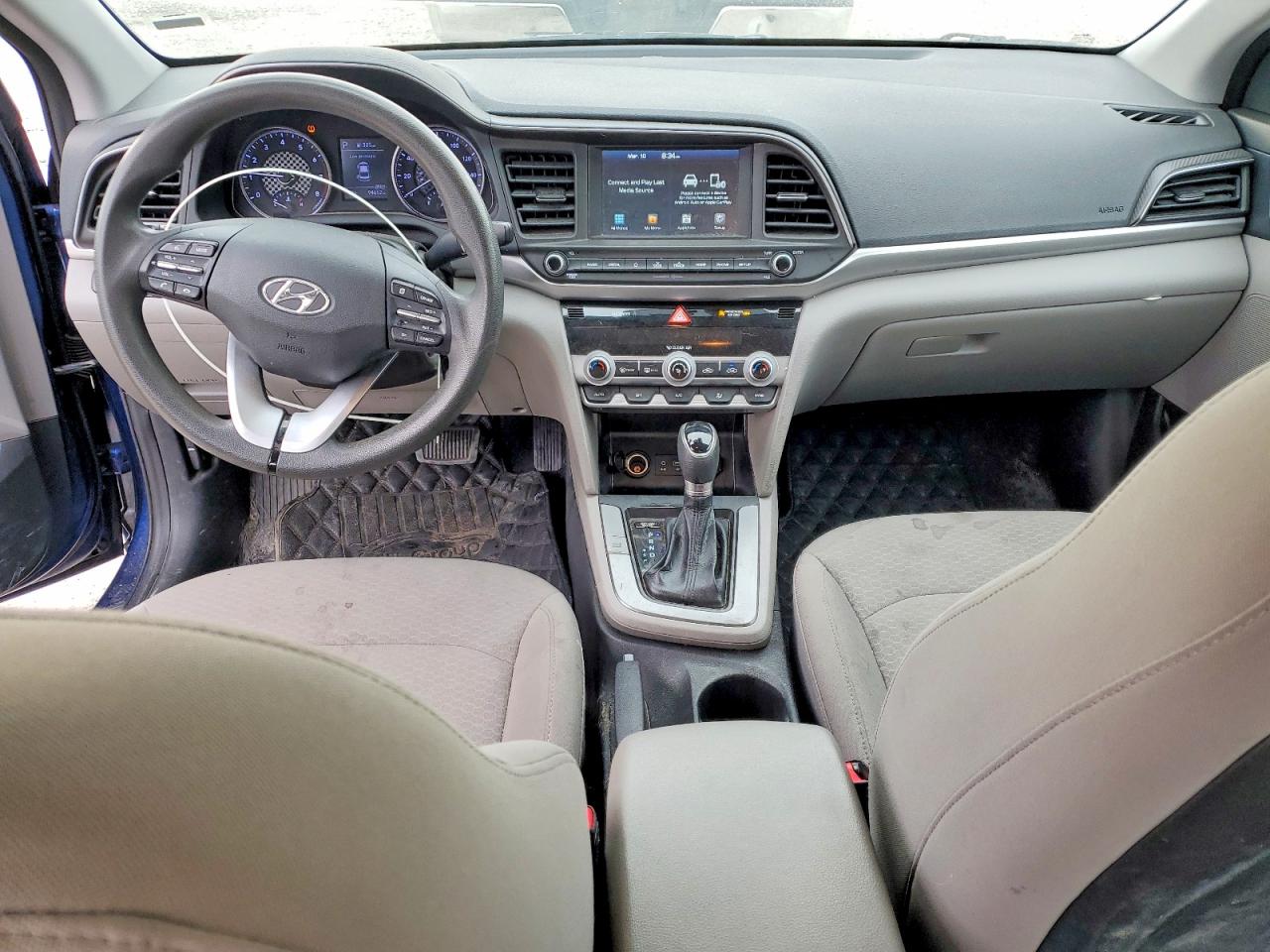Hyundai ELANTRA Sel