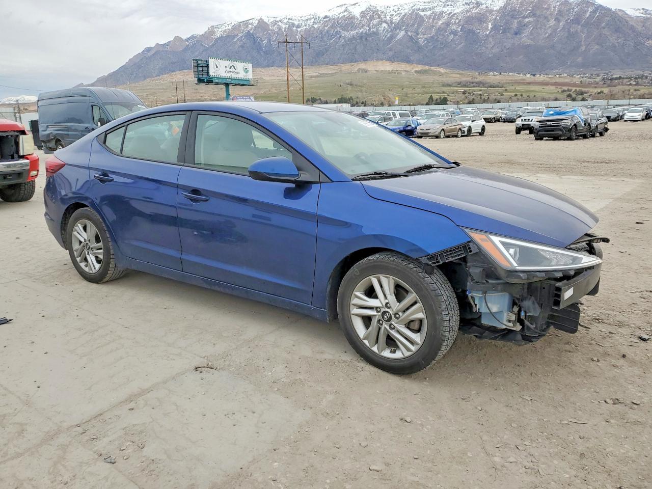Hyundai ELANTRA Sel
