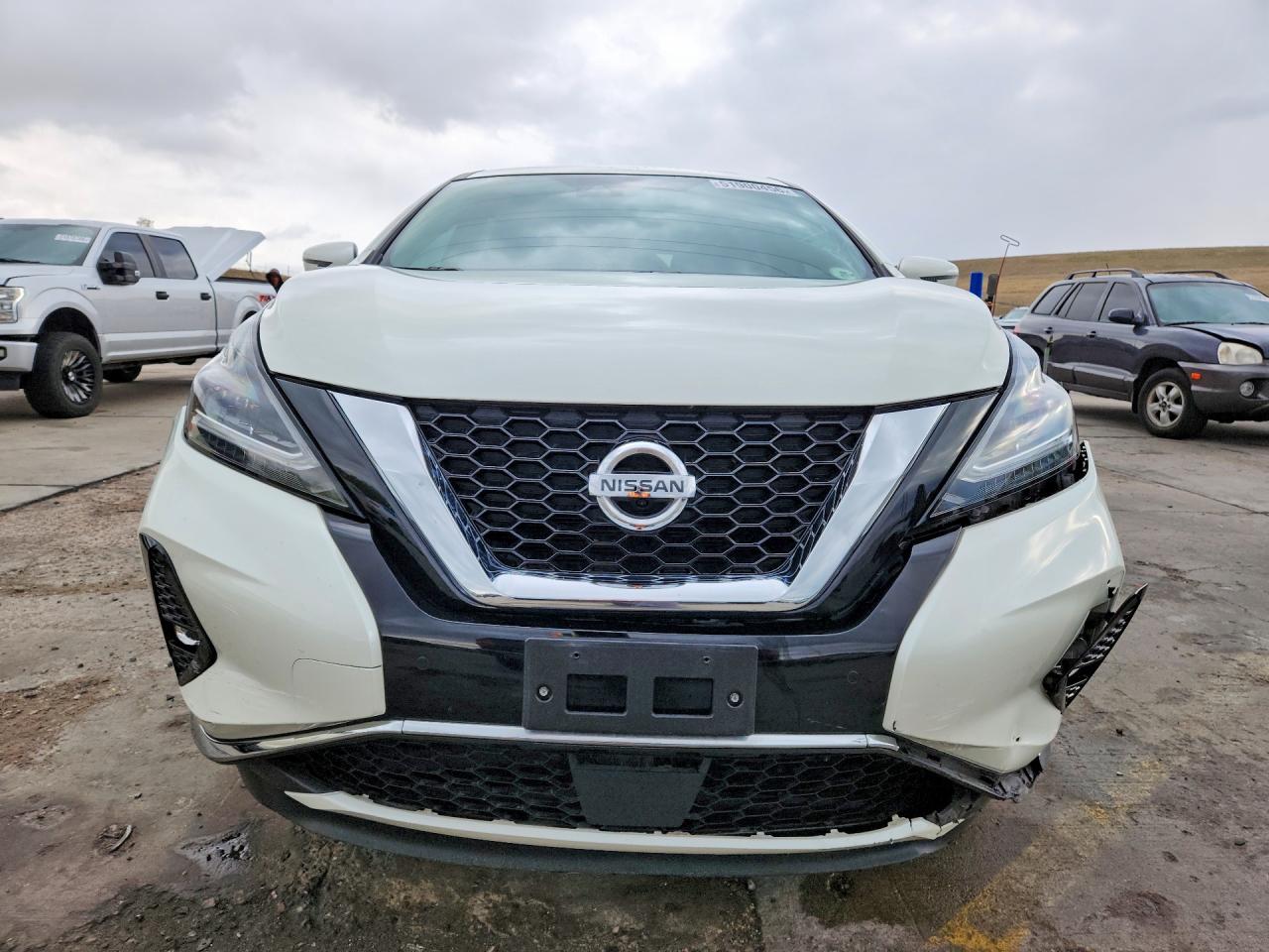 Nissan Murano Sv