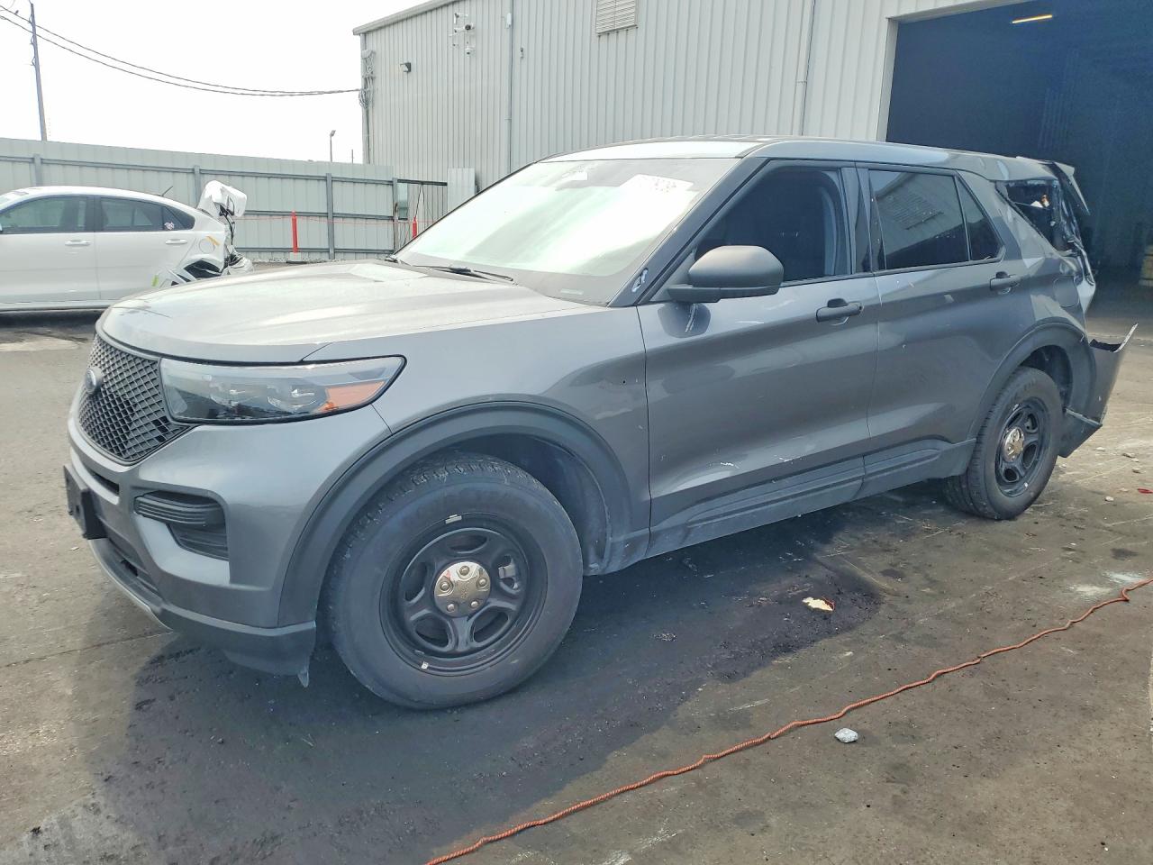 Salvage Ford Explorer Image