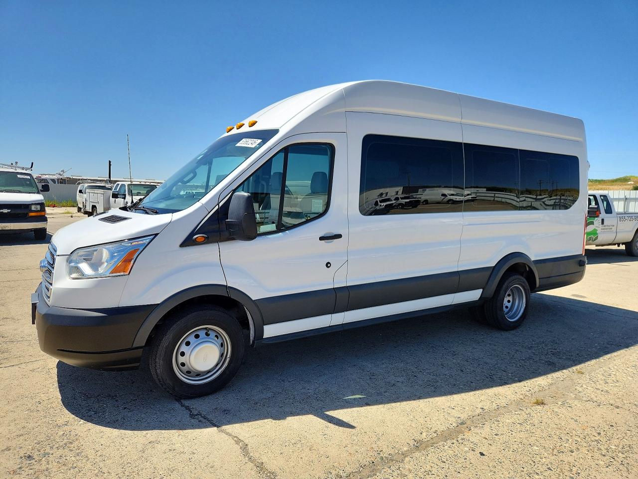 Salvage Ford Transit Image