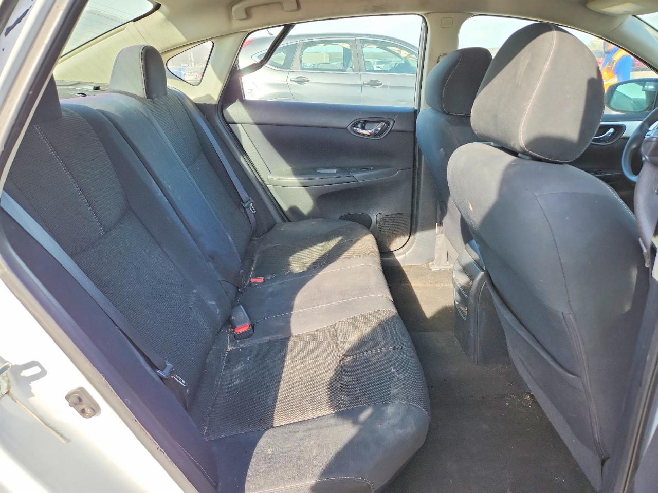 Nissan Sentra S