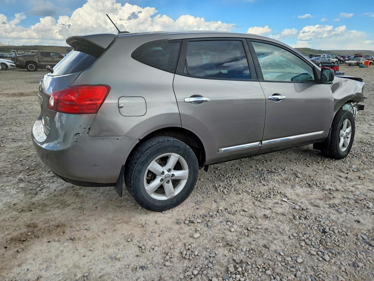 Nissan Rogue S